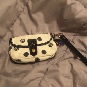 Dooney & Bourke wristlet
